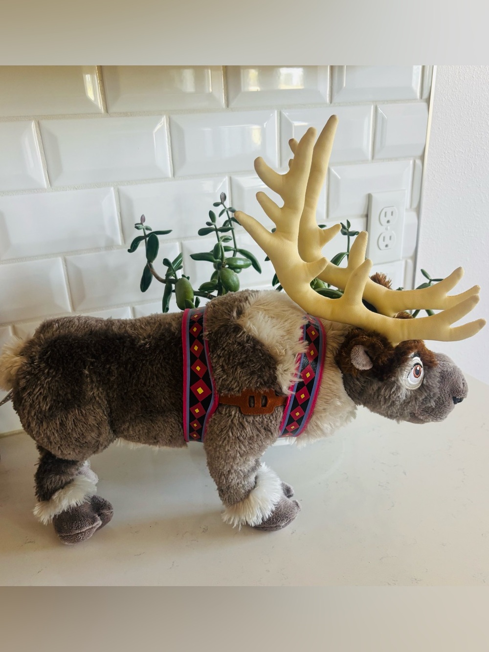 Disneyland Parks Sven Large Plush 💕🦌🏰❄️
